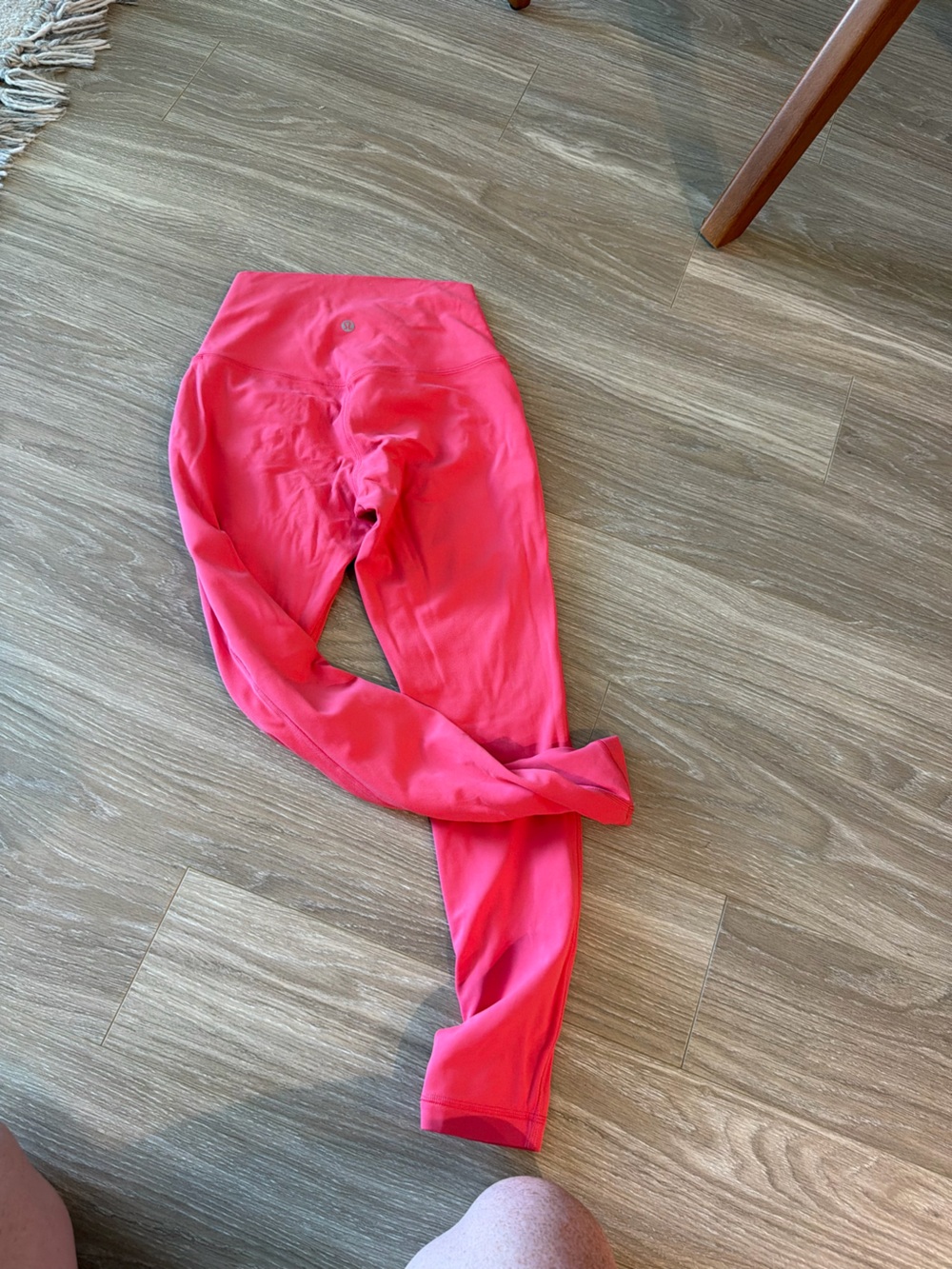 Lululemon Bright Pink/Coral Active Leggings - double lined